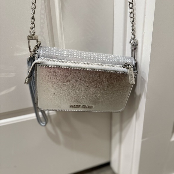 Anne Klein Crossbody Purse - Picture 4 of 5